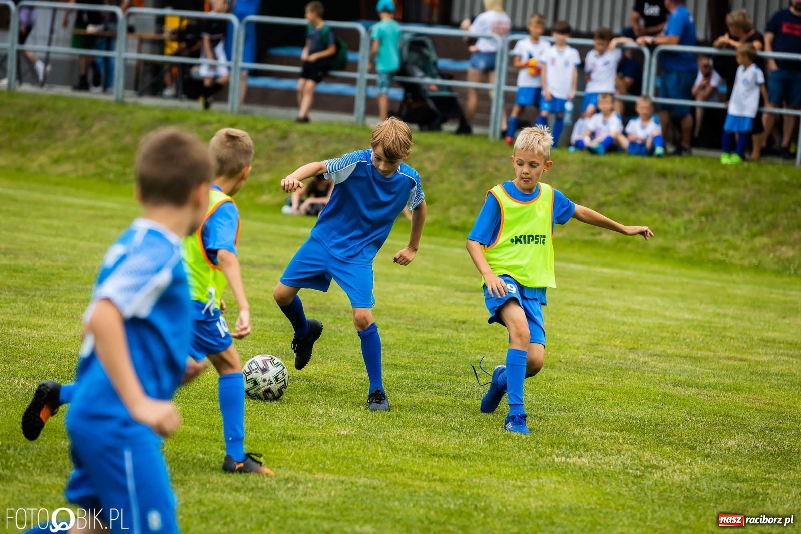 Zdjęcie w galerii na portalu naszraciborz.pl: Orlik Cup Nędza 2022. Zacięta rywalizacja rocznika 2013 i 2014 [FOTO] wiadomości z regionu