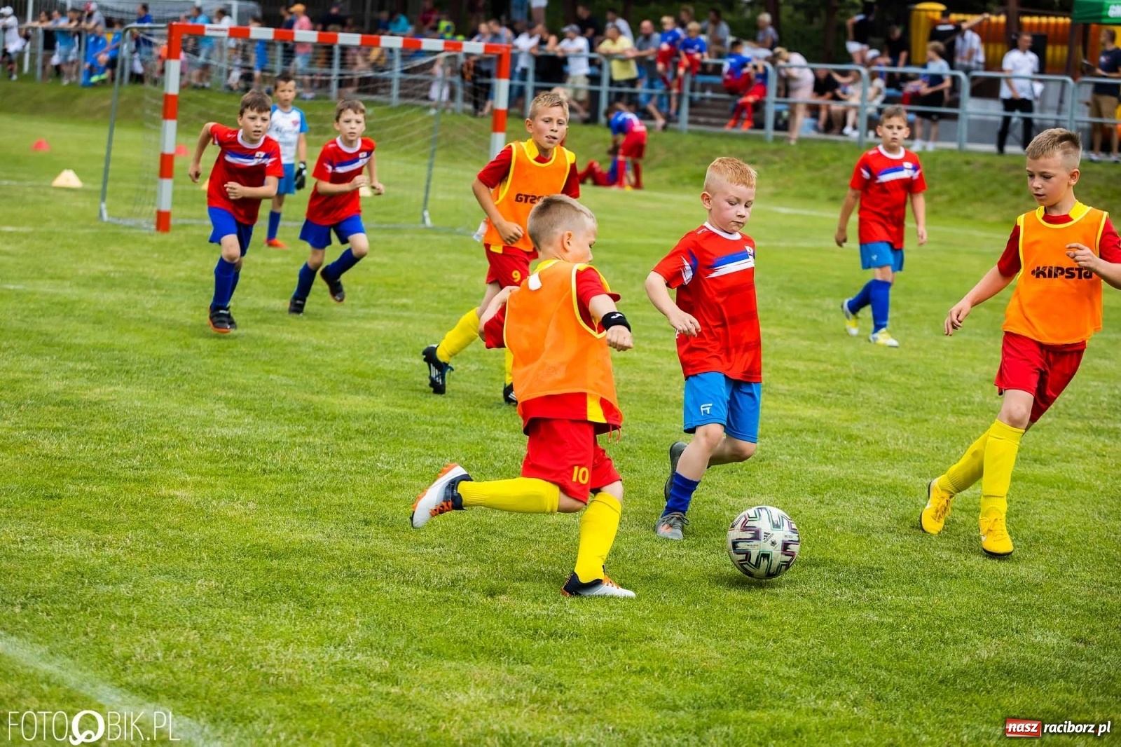 Zdjęcie w galerii na portalu naszraciborz.pl: Orlik Cup Nędza 2022. Zacięta rywalizacja rocznika 2013 i 2014 [FOTO] wiadomości z regionu