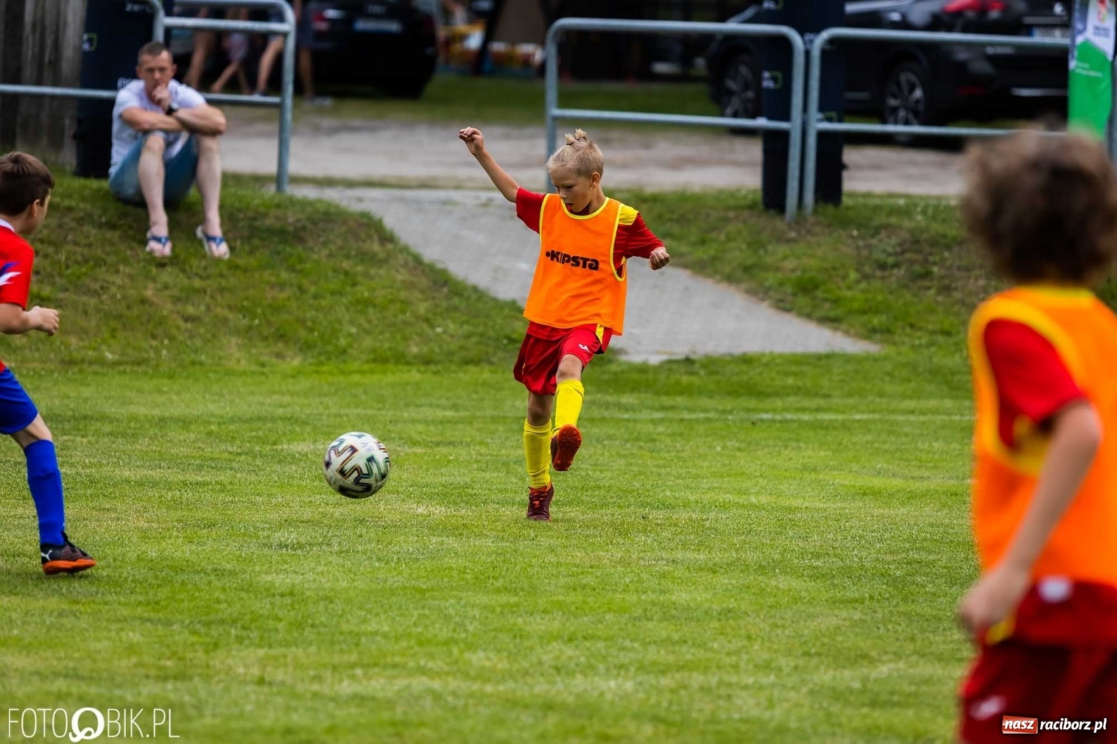 Zdjęcie w galerii na portalu naszraciborz.pl: Orlik Cup Nędza 2022. Zacięta rywalizacja rocznika 2013 i 2014 [FOTO] wiadomości z regionu