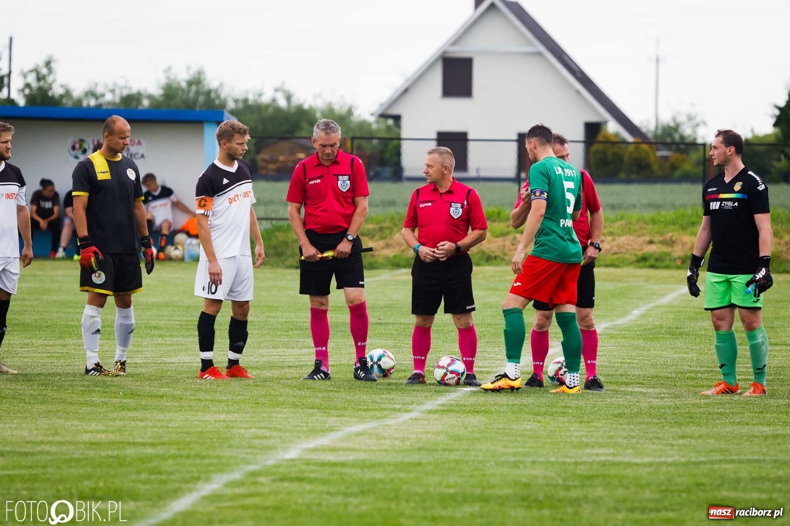 Zdjęcie w galerii na portalu naszraciborz.pl: Pawłów górą w starciu sąsiadów [FOTO] wiadomości z regionu