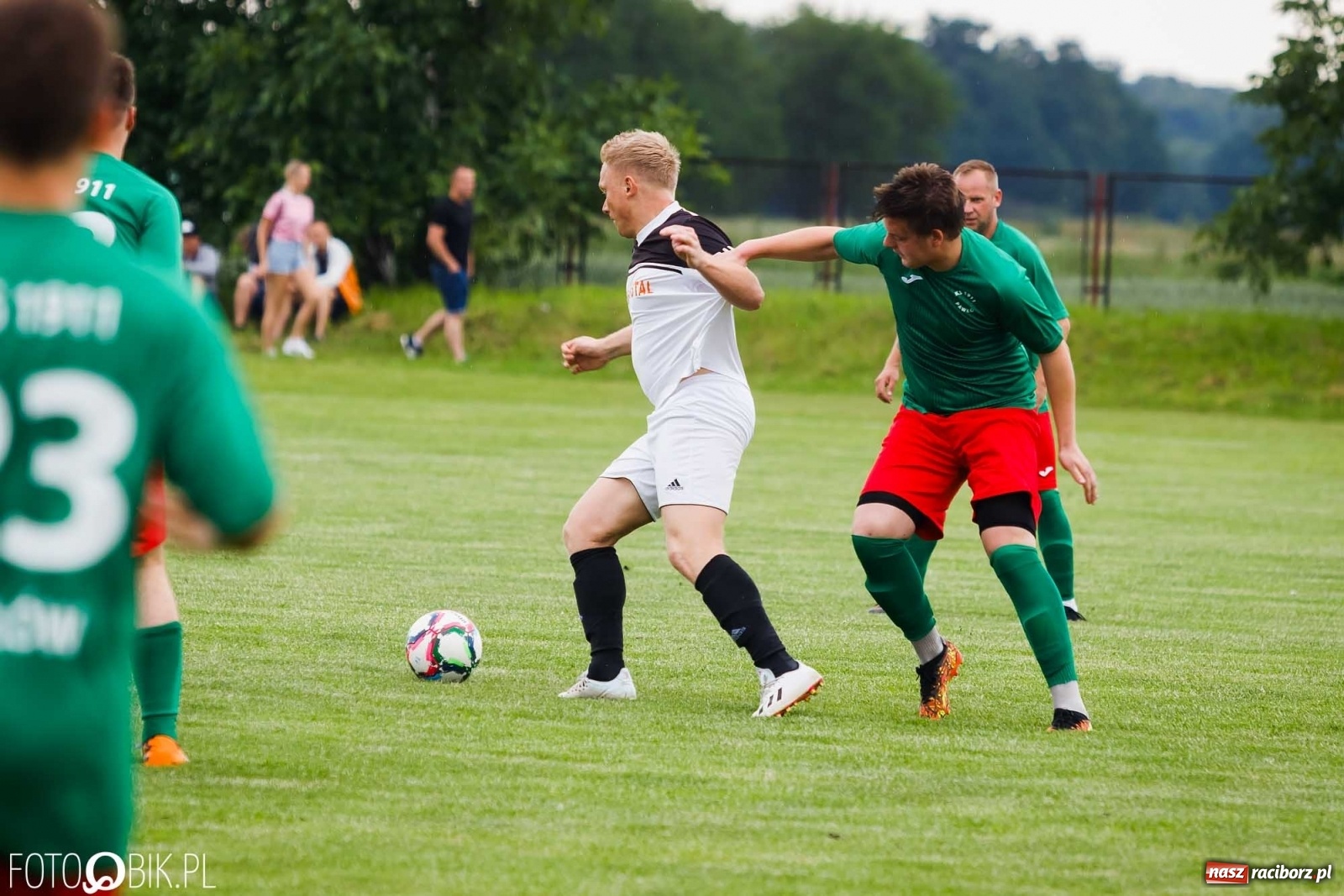Zdjęcie w galerii na portalu naszraciborz.pl: Pawłów górą w starciu sąsiadów [FOTO] wiadomości z regionu