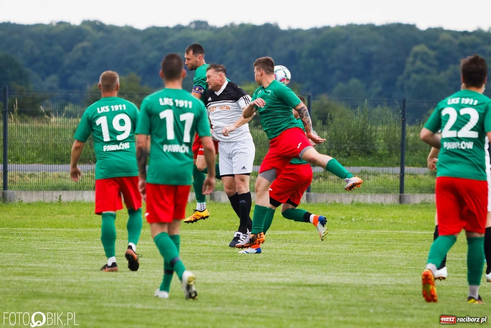 Zdjęcie w galerii na portalu naszraciborz.pl: Pawłów górą w starciu sąsiadów [FOTO] wiadomości z regionu