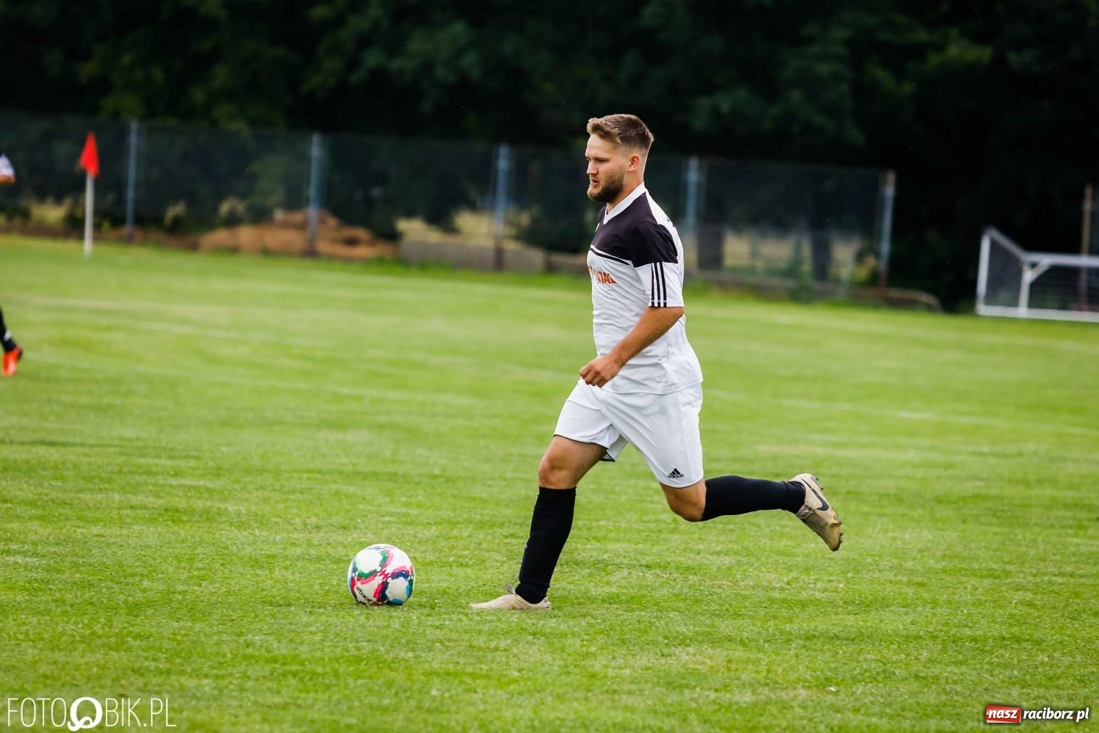 Zdjęcie w galerii na portalu naszraciborz.pl: Pawłów górą w starciu sąsiadów [FOTO] wiadomości z regionu