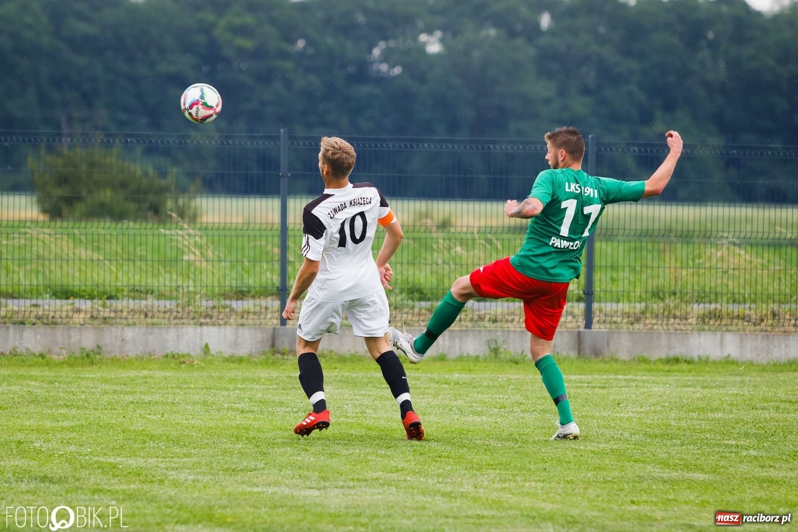 Zdjęcie w galerii na portalu naszraciborz.pl: Pawłów górą w starciu sąsiadów [FOTO] wiadomości z regionu