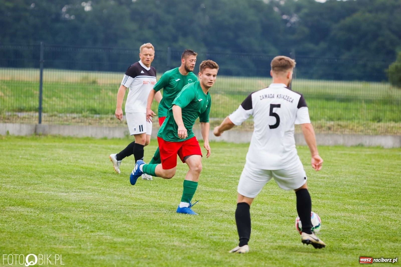 Zdjęcie w galerii na portalu naszraciborz.pl: Pawłów górą w starciu sąsiadów [FOTO] wiadomości z regionu