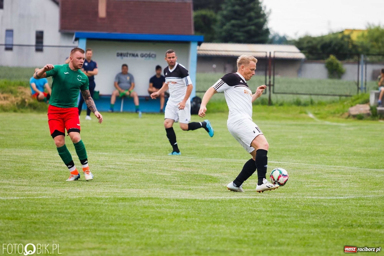 Zdjęcie w galerii na portalu naszraciborz.pl: Pawłów górą w starciu sąsiadów [FOTO] wiadomości z regionu