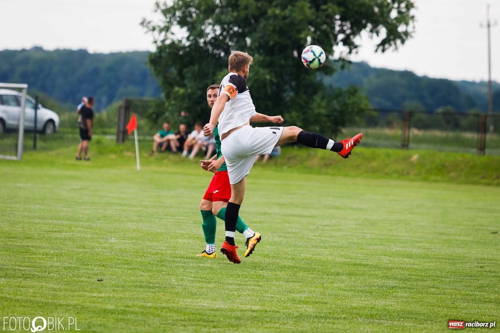 Zdjęcie w galerii na portalu naszraciborz.pl: Pawłów górą w starciu sąsiadów [FOTO] wiadomości z regionu