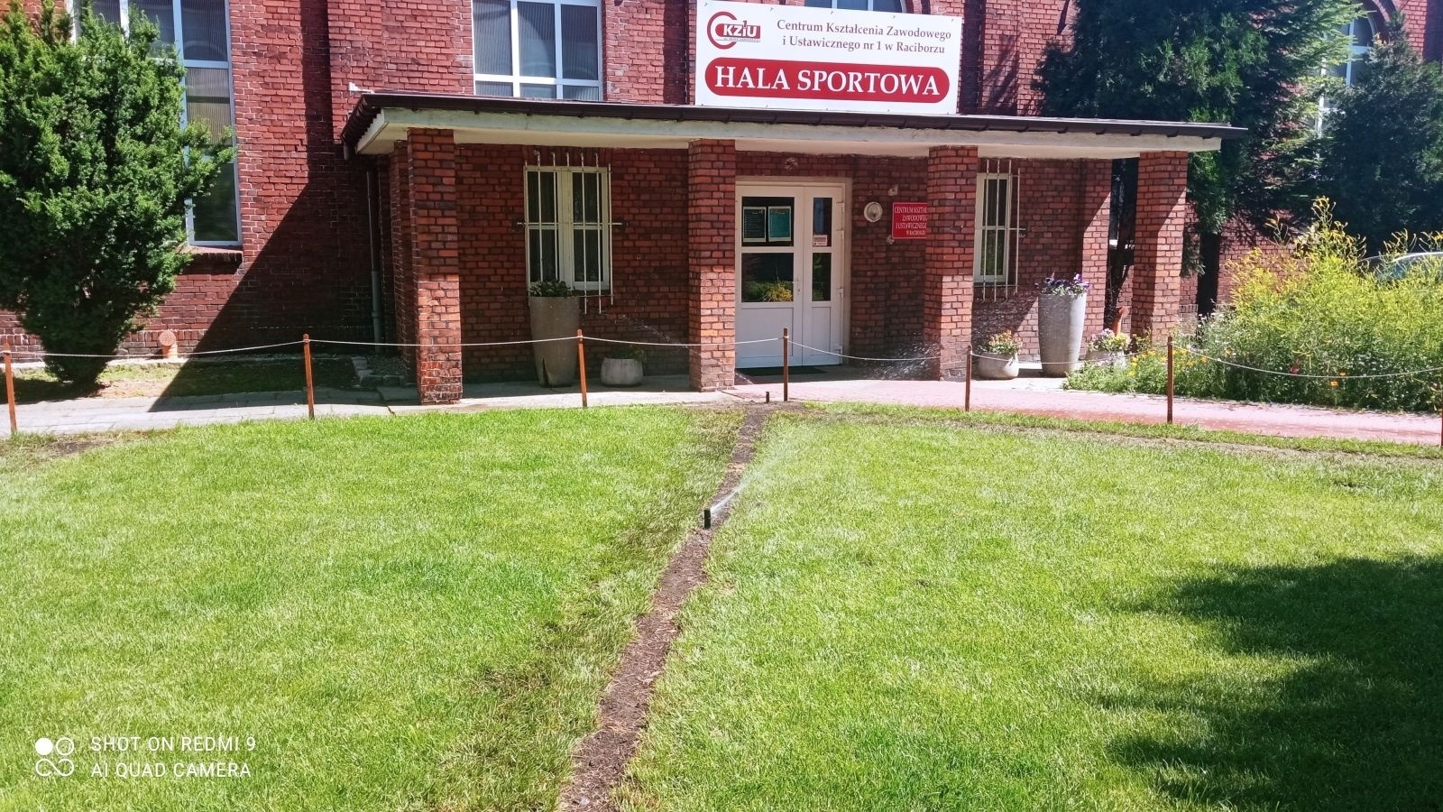 Zdjęcie w galerii na portalu naszraciborz.pl: System automatycznego nawadniania w CKZiU nr 1 w Raciborzu wiadomości z regionu