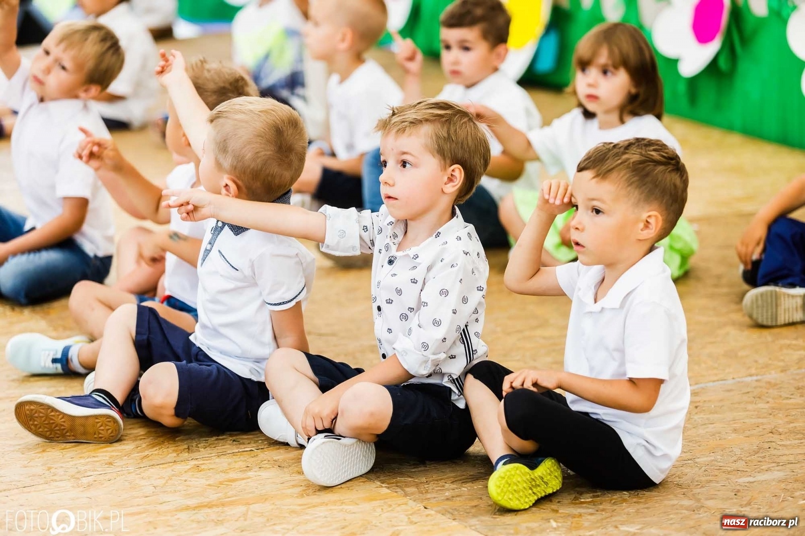 Zdjęcie w galerii na portalu naszraciborz.pl: Festyn rodzinny z Calineczką w Studziennej wiadomości z regionu