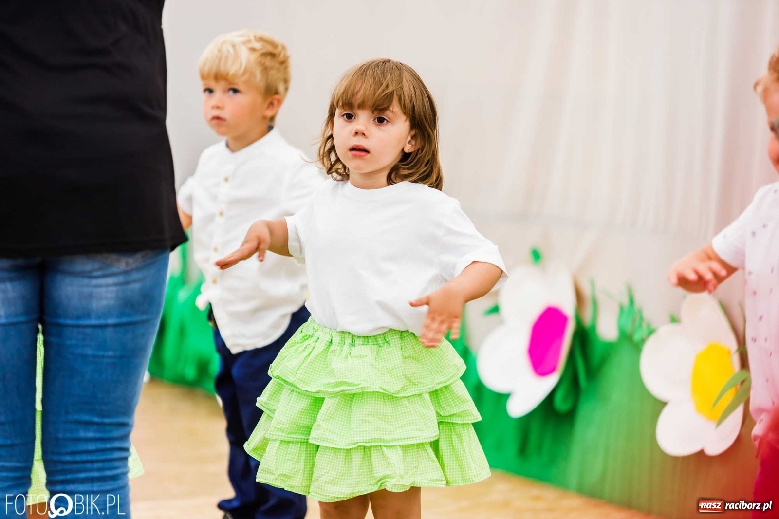 Zdjęcie w galerii na portalu naszraciborz.pl: Festyn rodzinny z Calineczką w Studziennej wiadomości z regionu