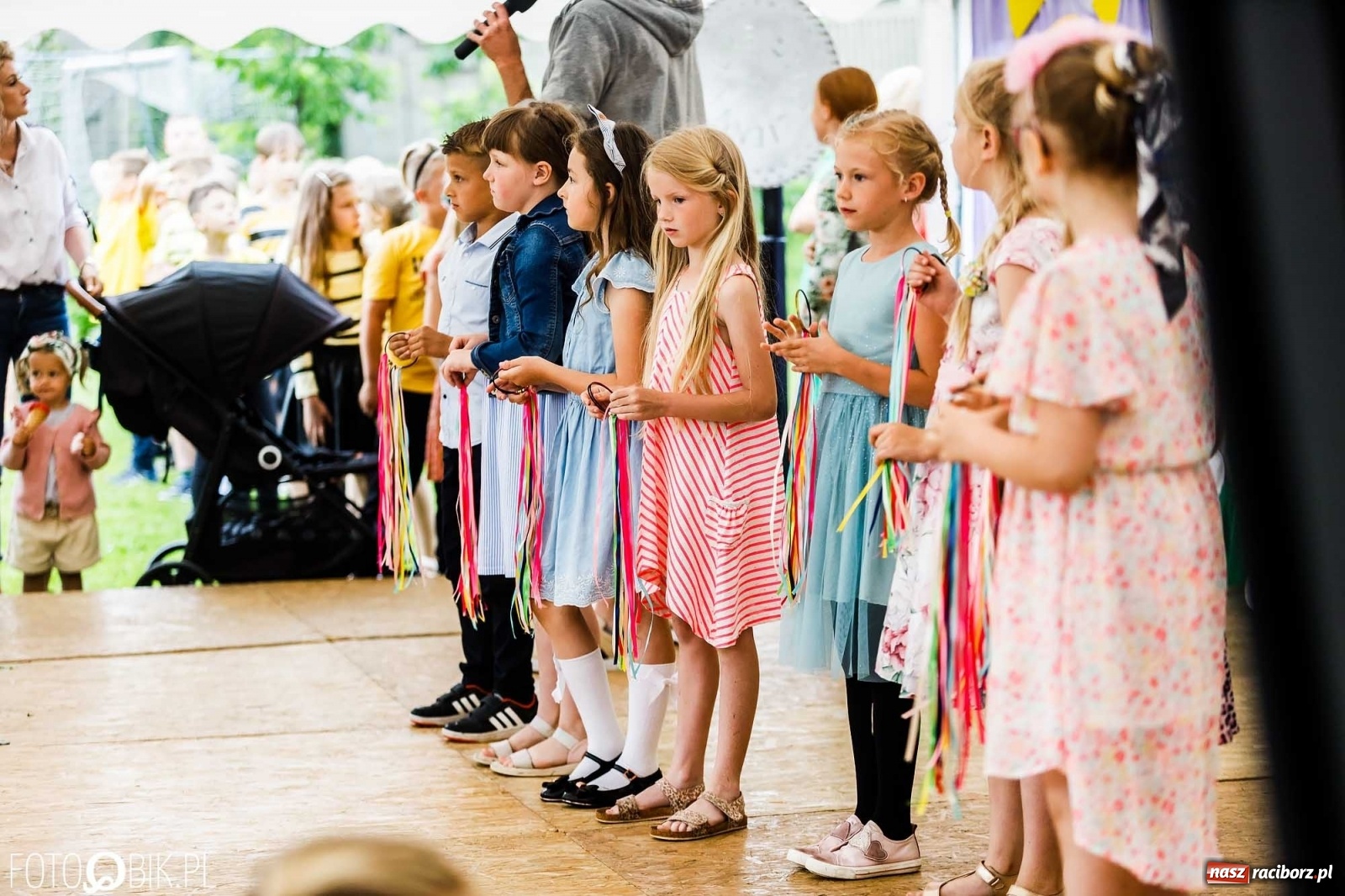 Zdjęcie w galerii na portalu naszraciborz.pl: Festyn rodzinny z Calineczką w Studziennej wiadomości z regionu