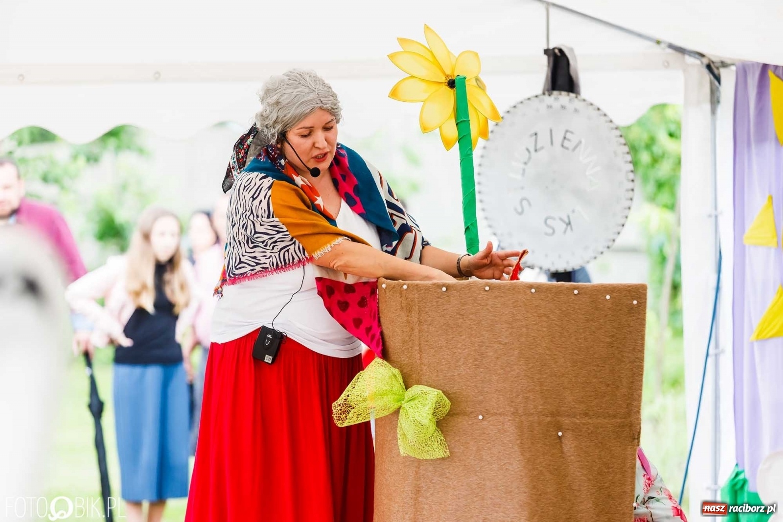 Zdjęcie w galerii na portalu naszraciborz.pl: Festyn rodzinny z Calineczką w Studziennej wiadomości z regionu