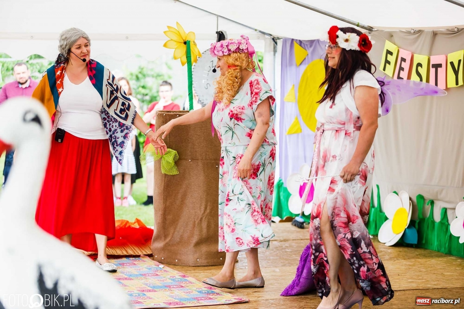 Zdjęcie w galerii na portalu naszraciborz.pl: Festyn rodzinny z Calineczką w Studziennej wiadomości z regionu