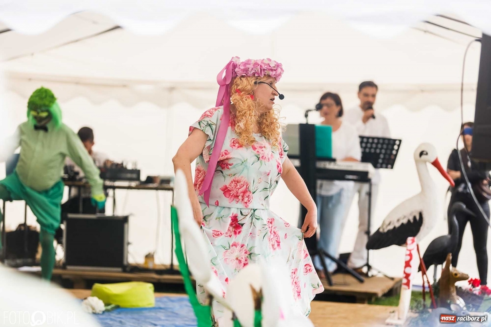 Zdjęcie w galerii na portalu naszraciborz.pl: Festyn rodzinny z Calineczką w Studziennej wiadomości z regionu