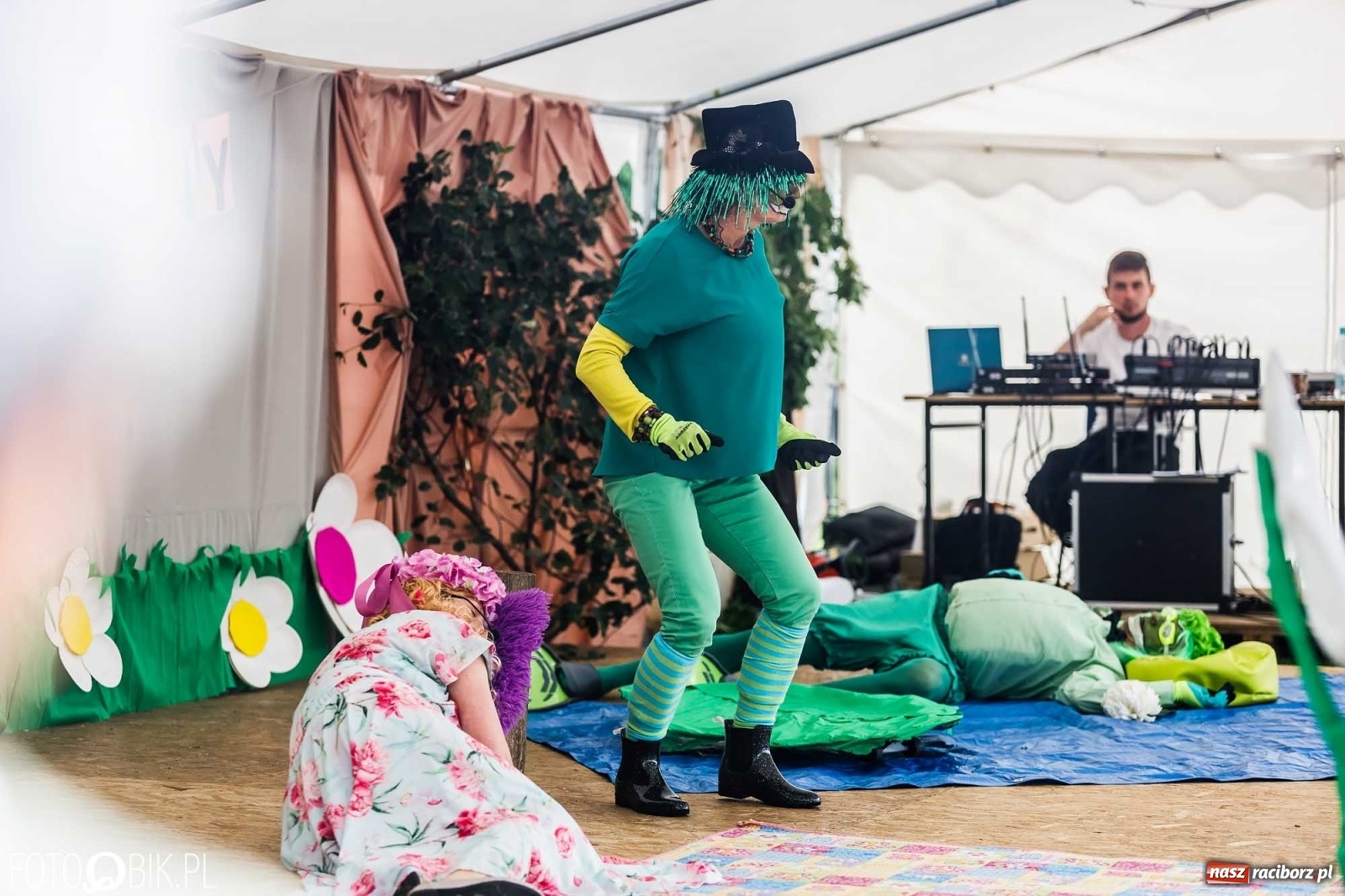 Zdjęcie w galerii na portalu naszraciborz.pl: Festyn rodzinny z Calineczką w Studziennej wiadomości z regionu