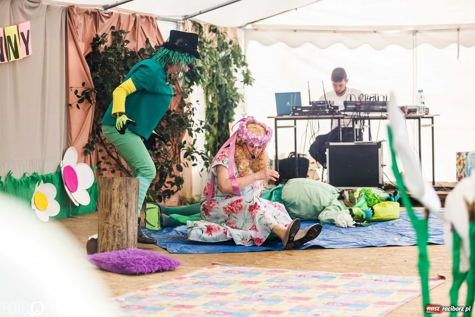 Zdjęcie w galerii na portalu naszraciborz.pl: Festyn rodzinny z Calineczką w Studziennej wiadomości z regionu