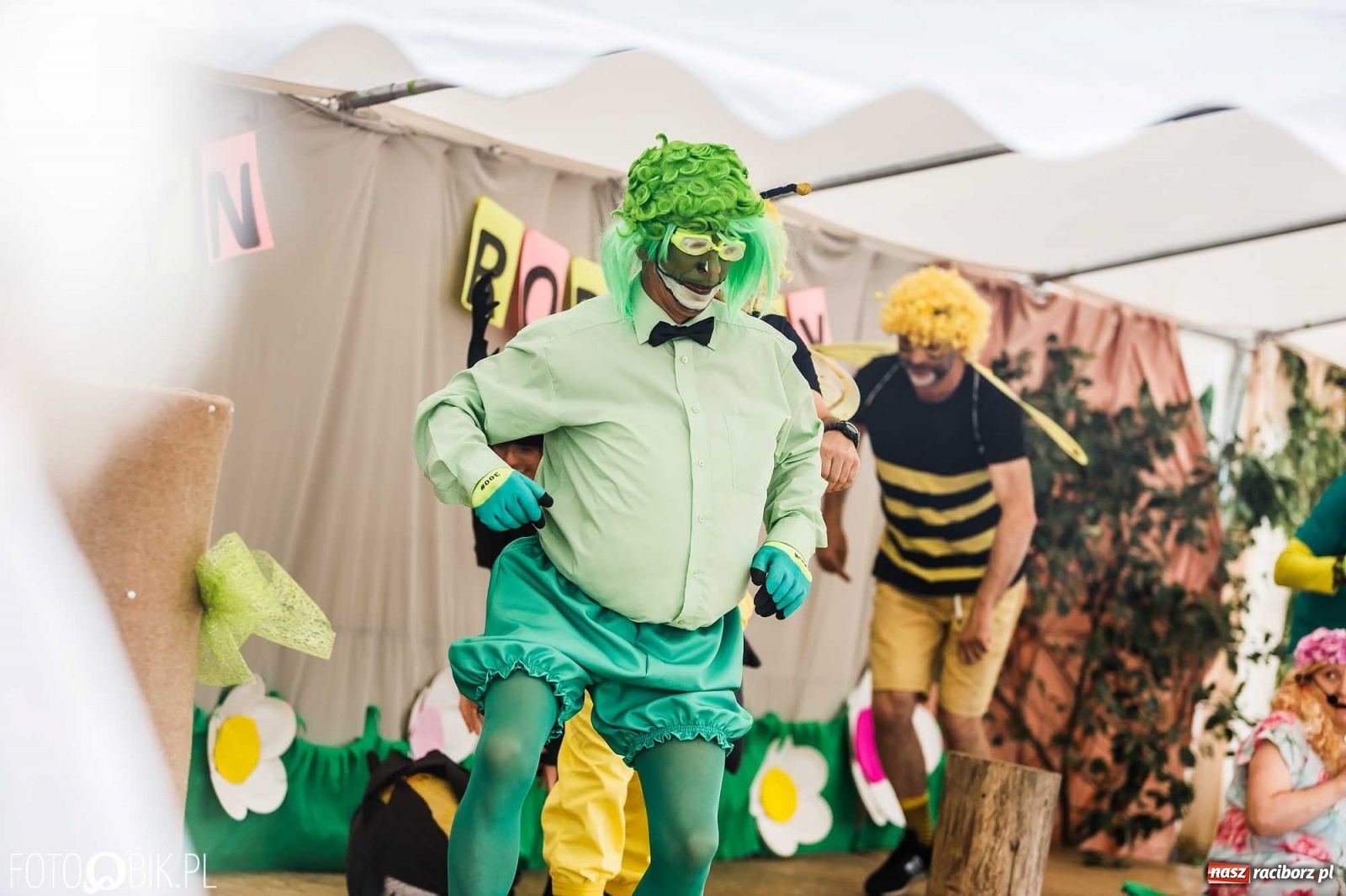 Zdjęcie w galerii na portalu naszraciborz.pl: Festyn rodzinny z Calineczką w Studziennej wiadomości z regionu