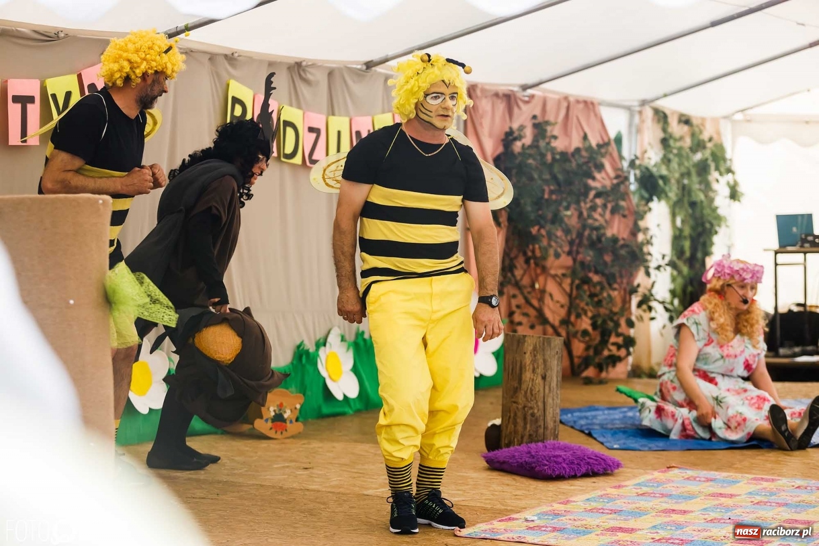 Zdjęcie w galerii na portalu naszraciborz.pl: Festyn rodzinny z Calineczką w Studziennej wiadomości z regionu