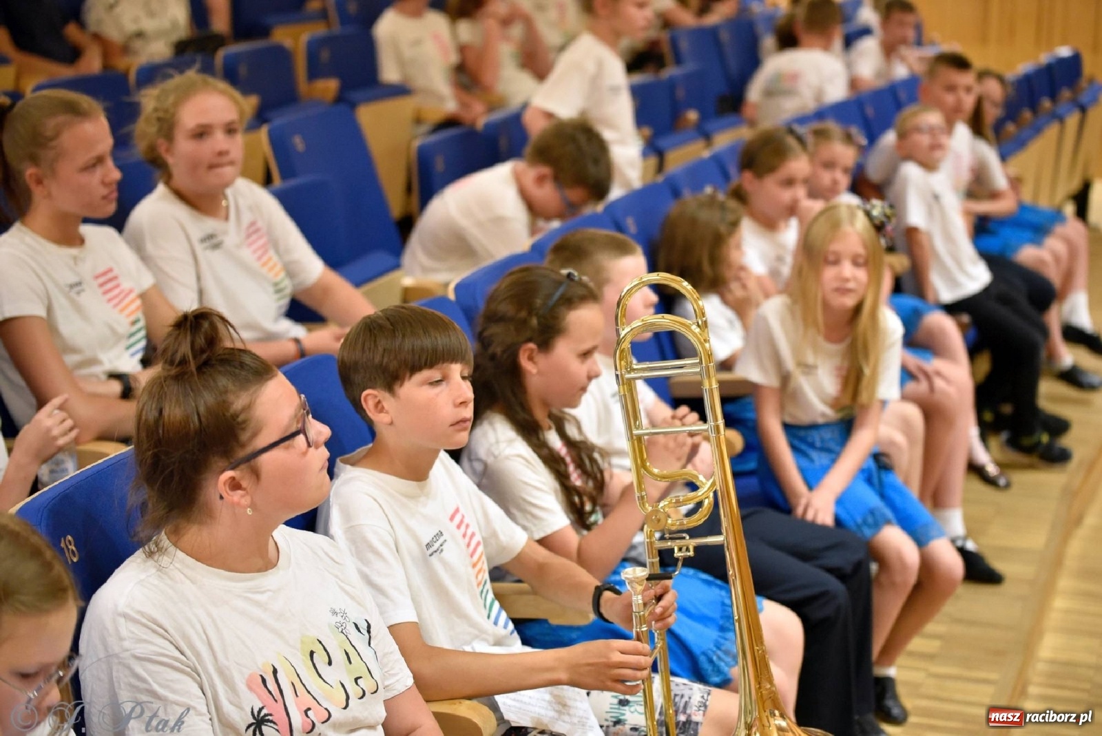 Zdjęcie w galerii na portalu naszraciborz.pl: Koncert letni w raciborskiej szkole muzycznej wiadomości z regionu