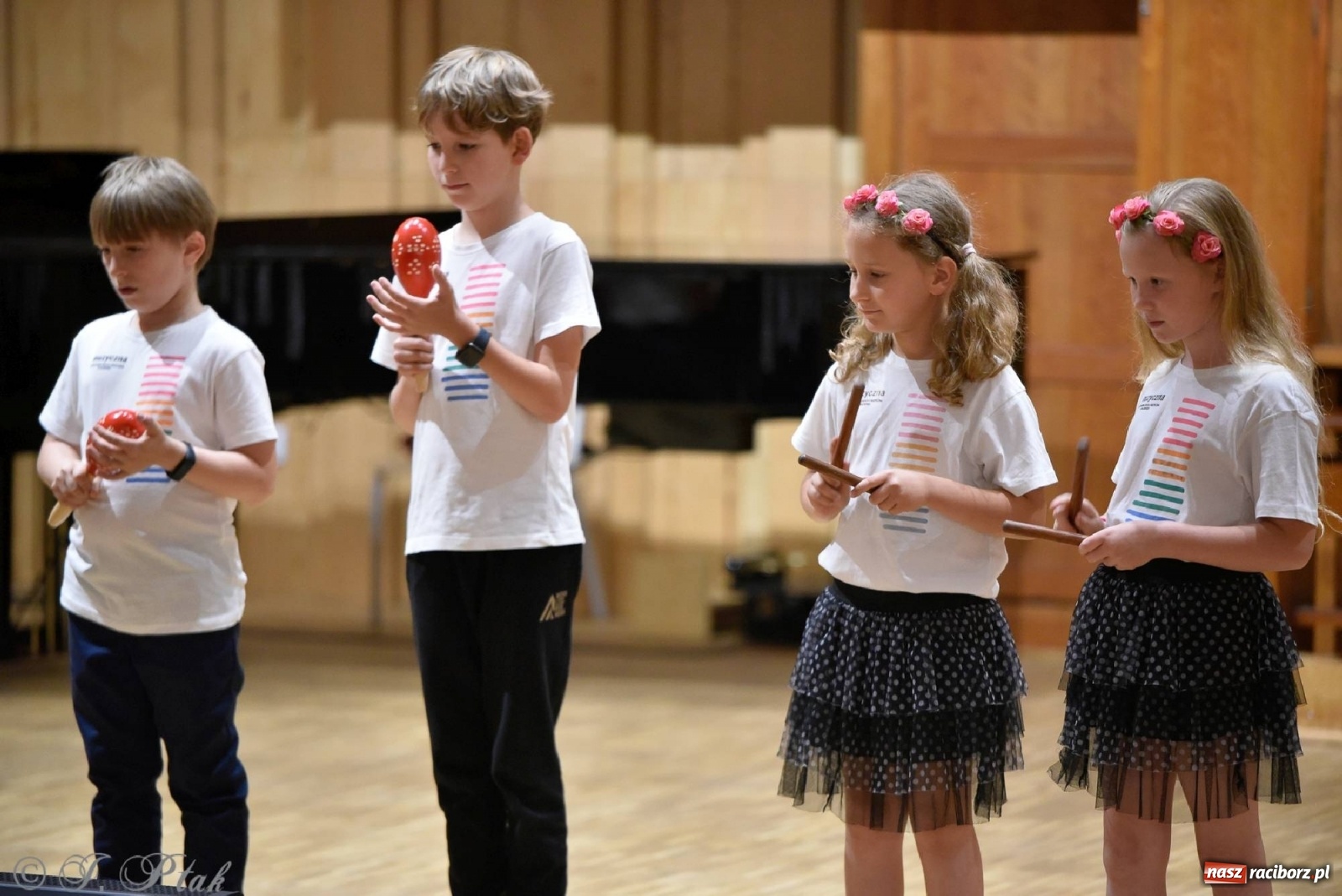Zdjęcie w galerii na portalu naszraciborz.pl: Koncert letni w raciborskiej szkole muzycznej wiadomości z regionu