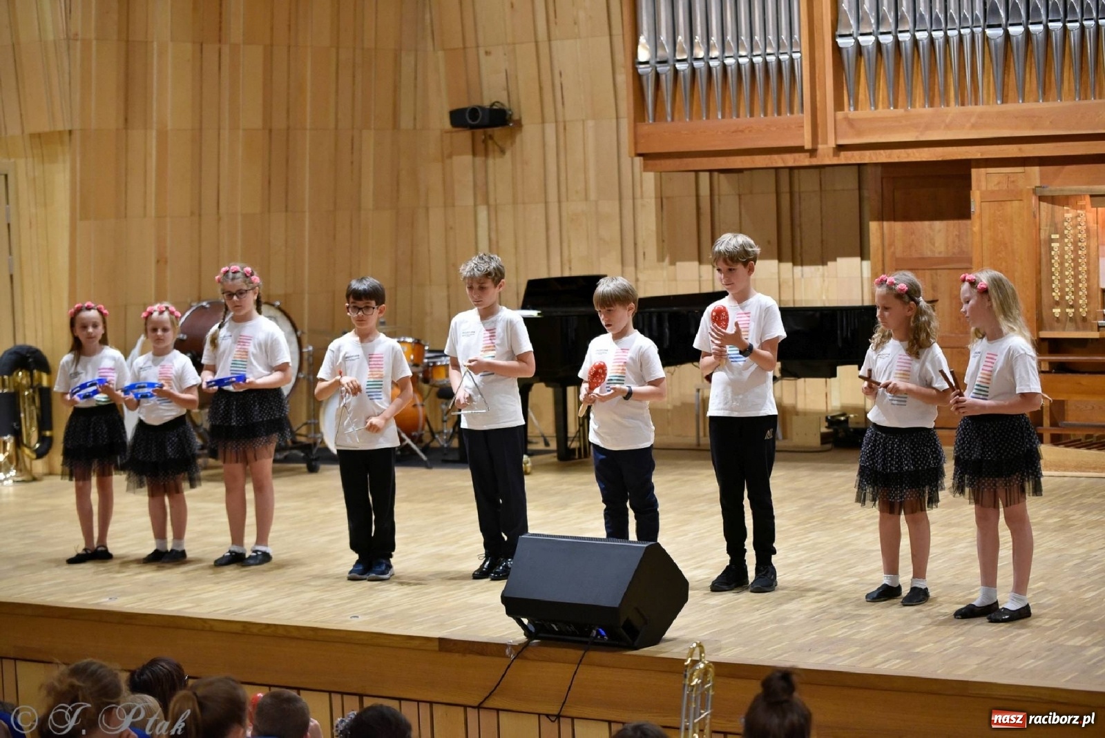 Zdjęcie w galerii na portalu naszraciborz.pl: Koncert letni w raciborskiej szkole muzycznej wiadomości z regionu