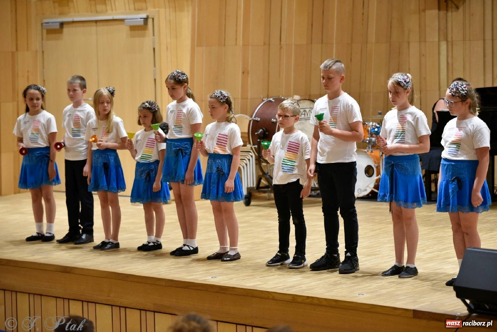 Zdjęcie w galerii na portalu naszraciborz.pl: Koncert letni w raciborskiej szkole muzycznej wiadomości z regionu