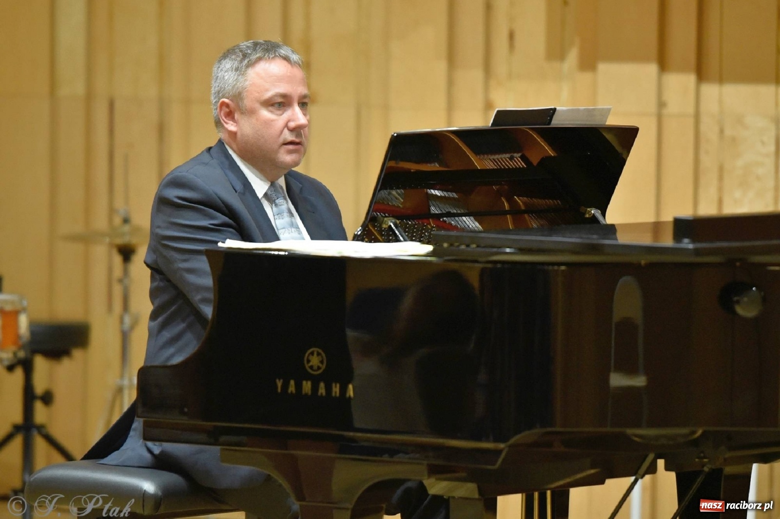 Zdjęcie w galerii na portalu naszraciborz.pl: Koncert letni w raciborskiej szkole muzycznej wiadomości z regionu