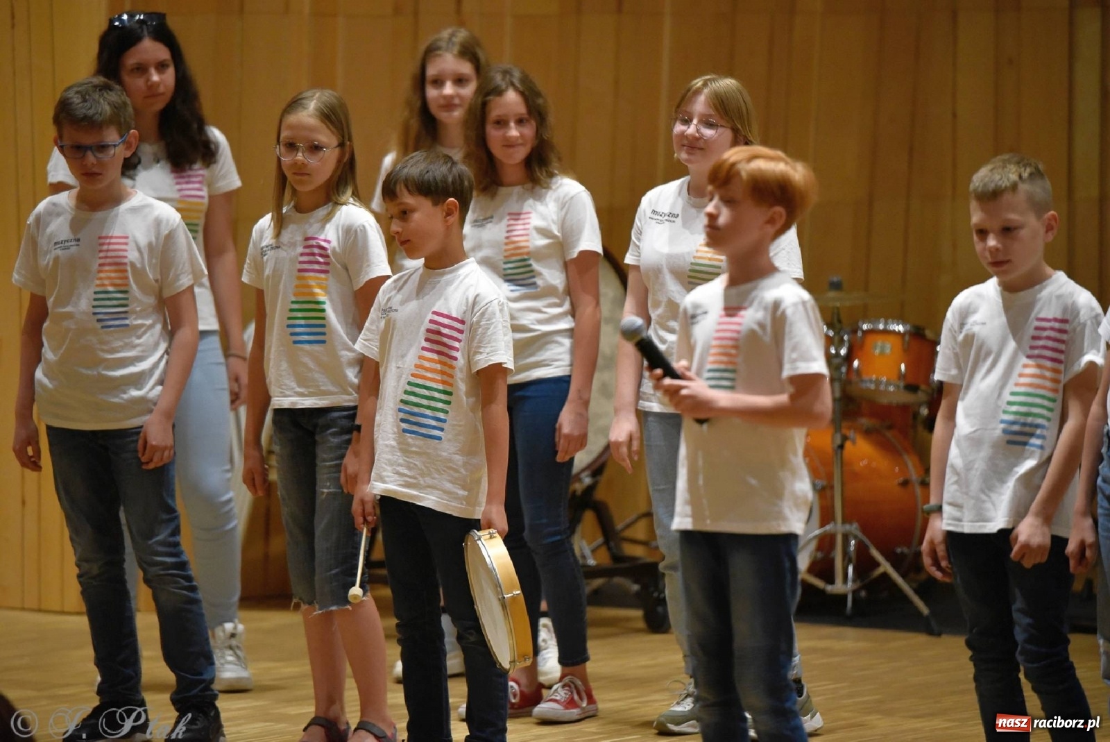 Zdjęcie w galerii na portalu naszraciborz.pl: Koncert letni w raciborskiej szkole muzycznej wiadomości z regionu