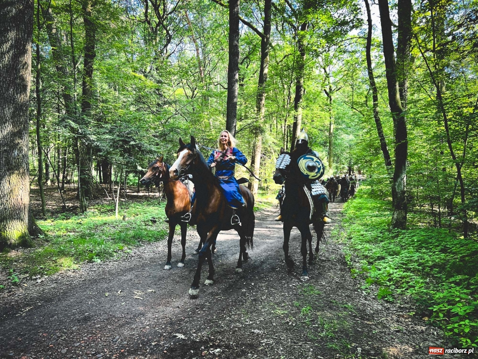 Zdjęcie w galerii na portalu naszraciborz.pl: Manewry wojów. Ruszył raciborski festiwal średniowieczny [WIDEO] wiadomości z regionu