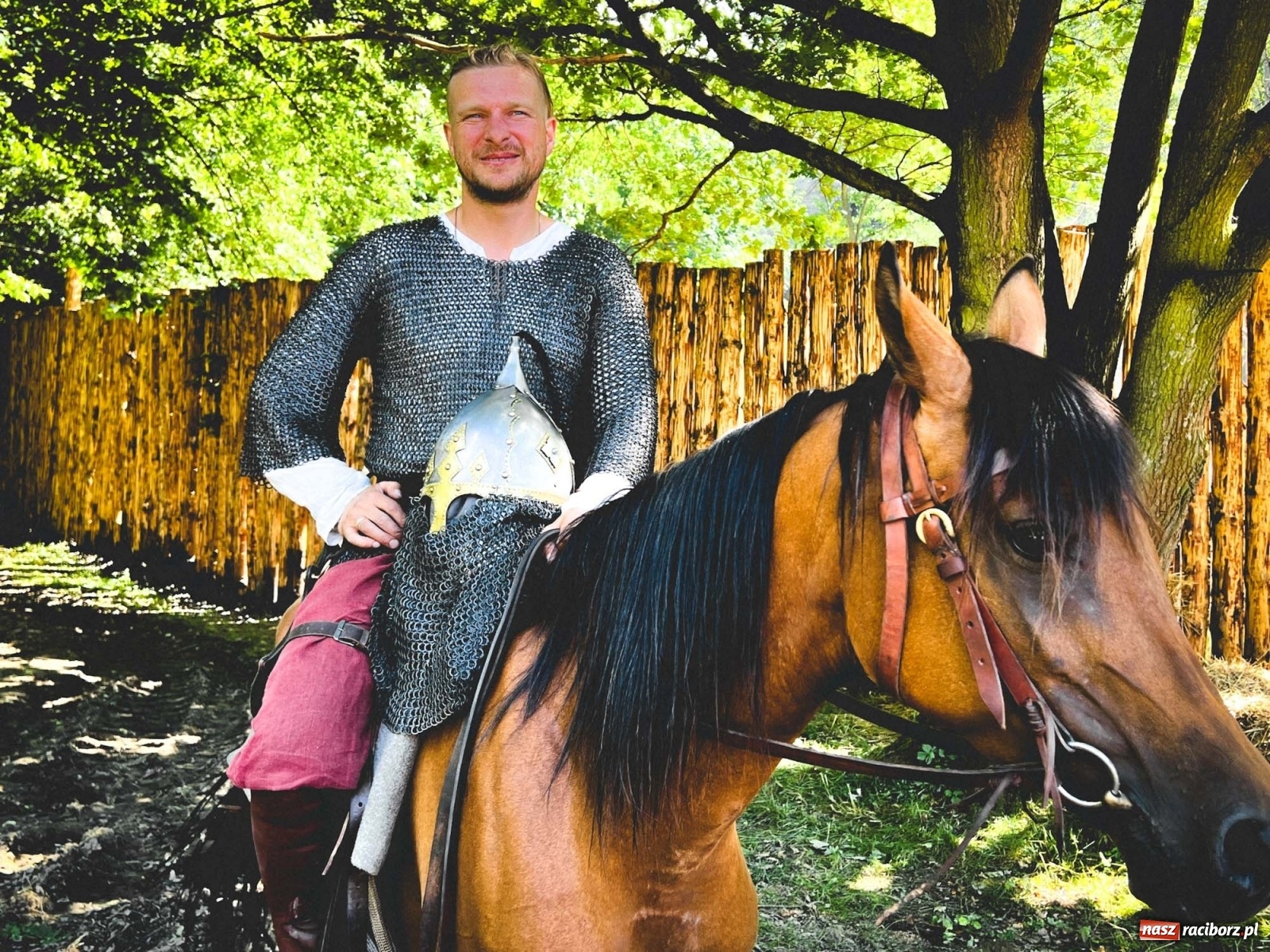 Zdjęcie w galerii na portalu naszraciborz.pl: Manewry wojów. Ruszył raciborski festiwal średniowieczny [WIDEO] wiadomości z regionu