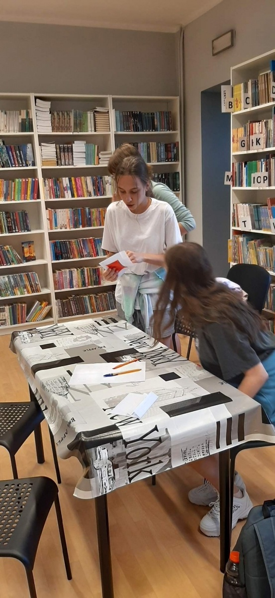 Zdjęcie w galerii na portalu naszraciborz.pl: Czytanie to nie przeżytek - noc w bibliotece na Płoni wiadomości z regionu