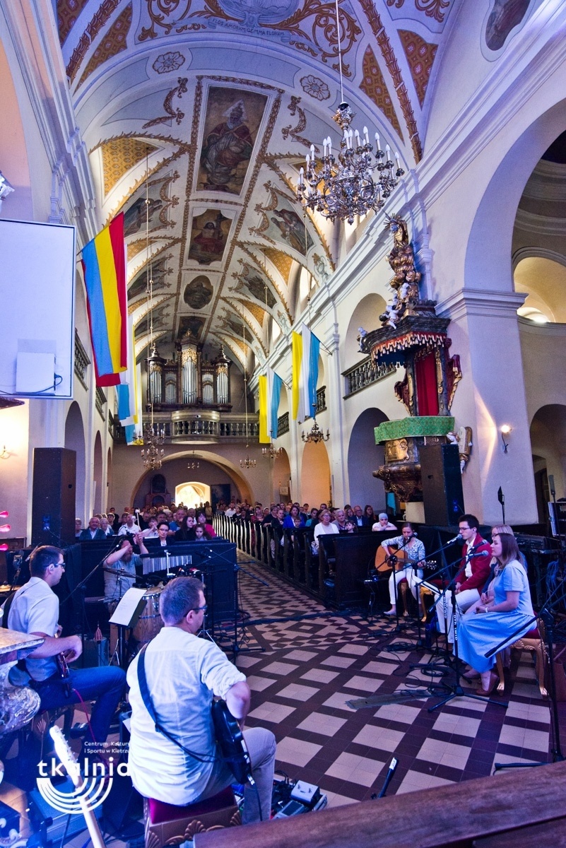 Zdjęcie w galerii na portalu naszraciborz.pl: Kietrz. Koncert Uwielbienia w Boże Ciało wiadomości z regionu