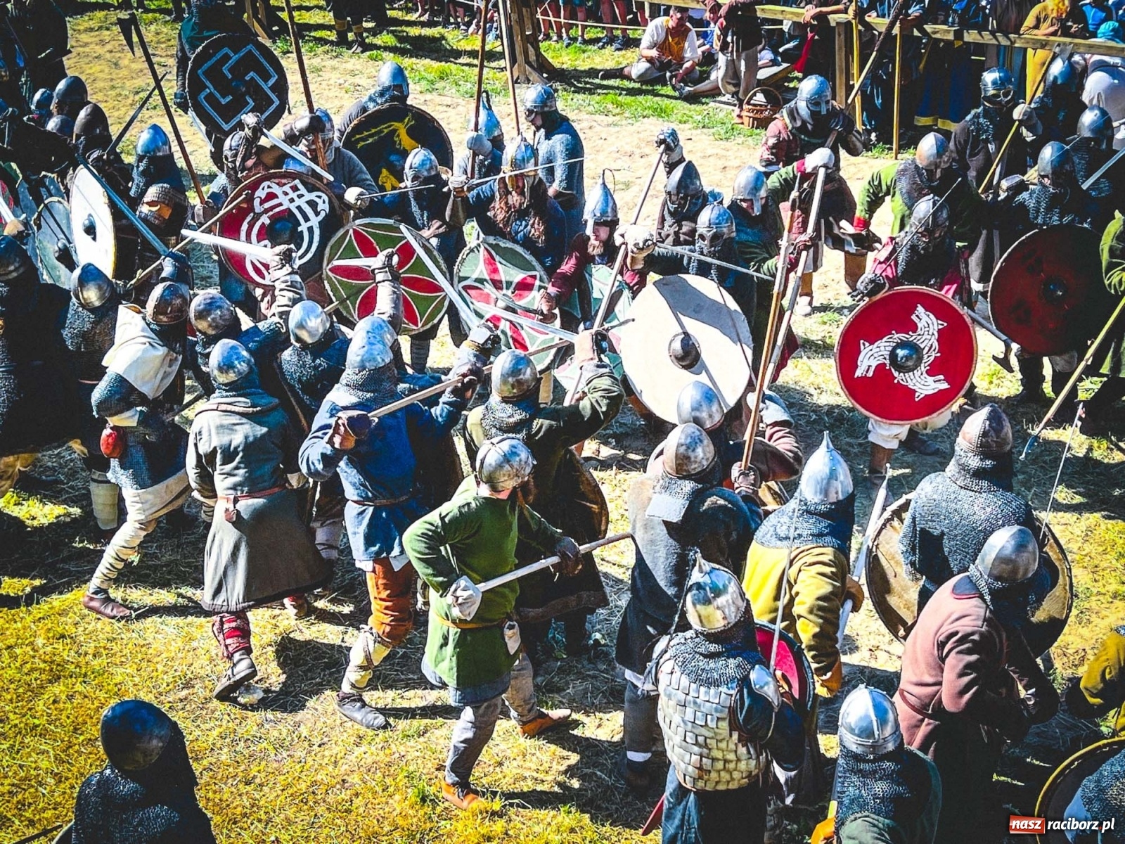 Zdjęcie w galerii na portalu naszraciborz.pl: Wielka bitwa wojów pod Oborą [FOTO i WIDEO] wiadomości z regionu