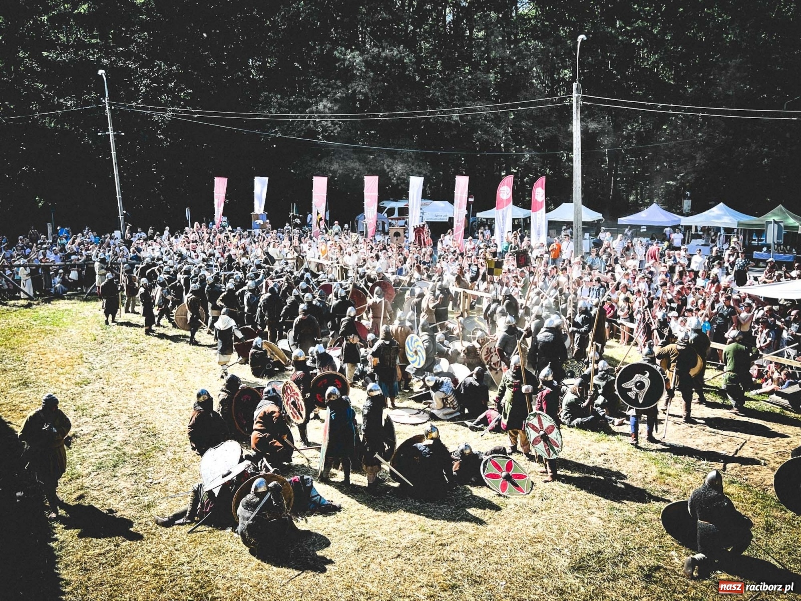 Zdjęcie w galerii na portalu naszraciborz.pl: Wielka bitwa wojów pod Oborą [FOTO i WIDEO] wiadomości z regionu