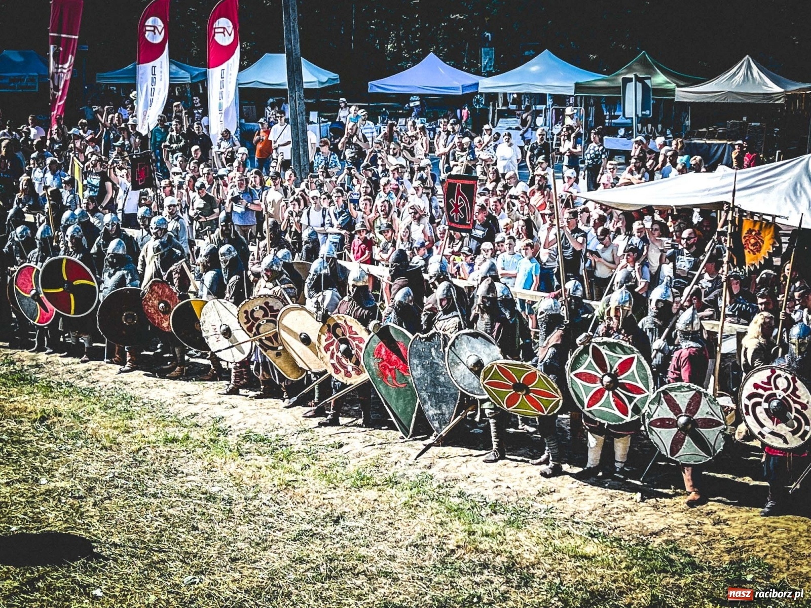 Zdjęcie w galerii na portalu naszraciborz.pl: Wielka bitwa wojów pod Oborą [FOTO i WIDEO] wiadomości z regionu