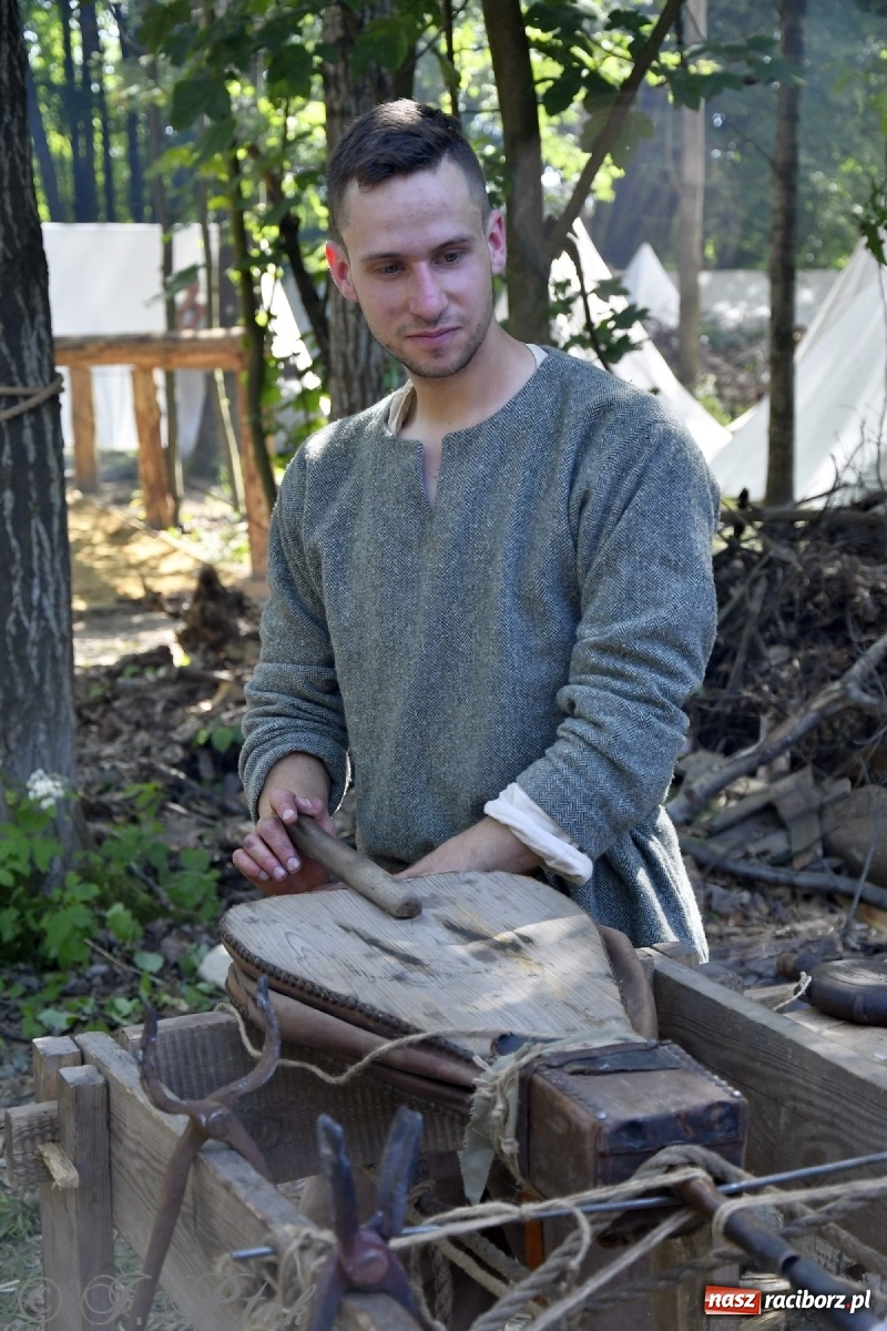 Zdjęcie w galerii na portalu naszraciborz.pl: Wielka bitwa wojów pod Oborą [FOTO i WIDEO] wiadomości z regionu