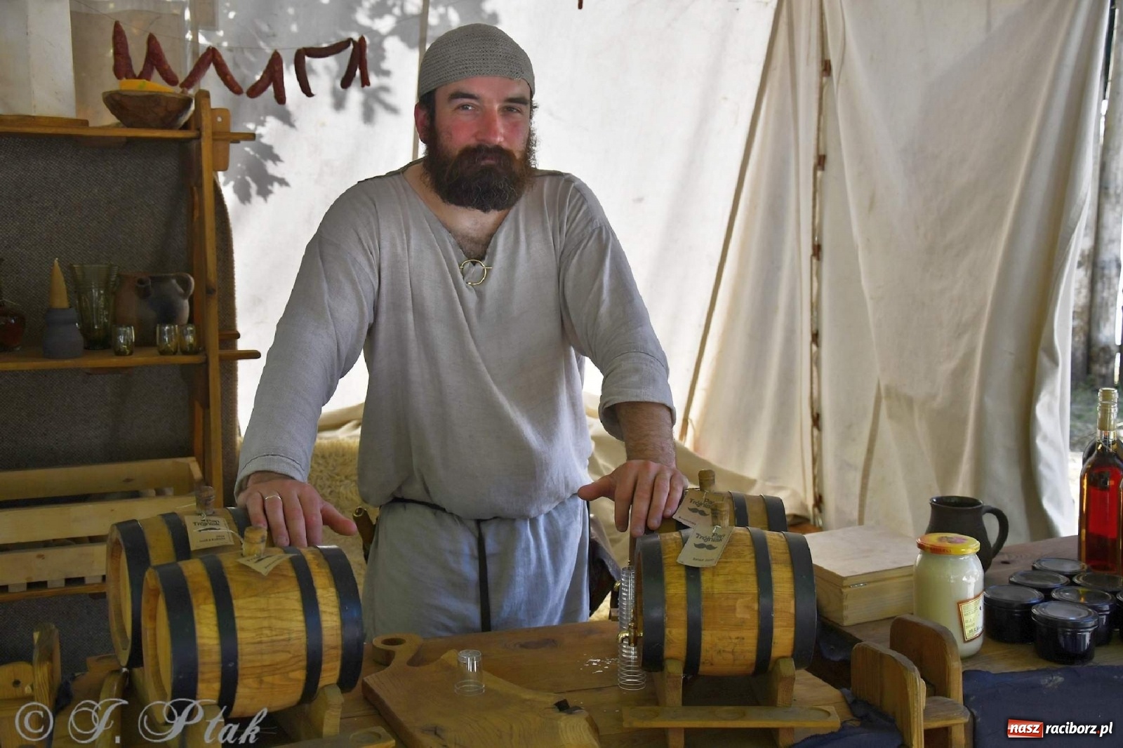 Zdjęcie w galerii na portalu naszraciborz.pl: Wielka bitwa wojów pod Oborą [FOTO i WIDEO] wiadomości z regionu