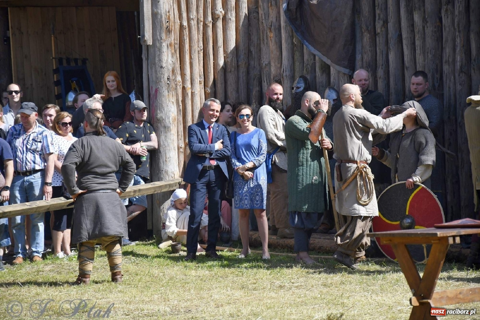 Zdjęcie w galerii na portalu naszraciborz.pl: Wielka bitwa wojów pod Oborą [FOTO i WIDEO] wiadomości z regionu