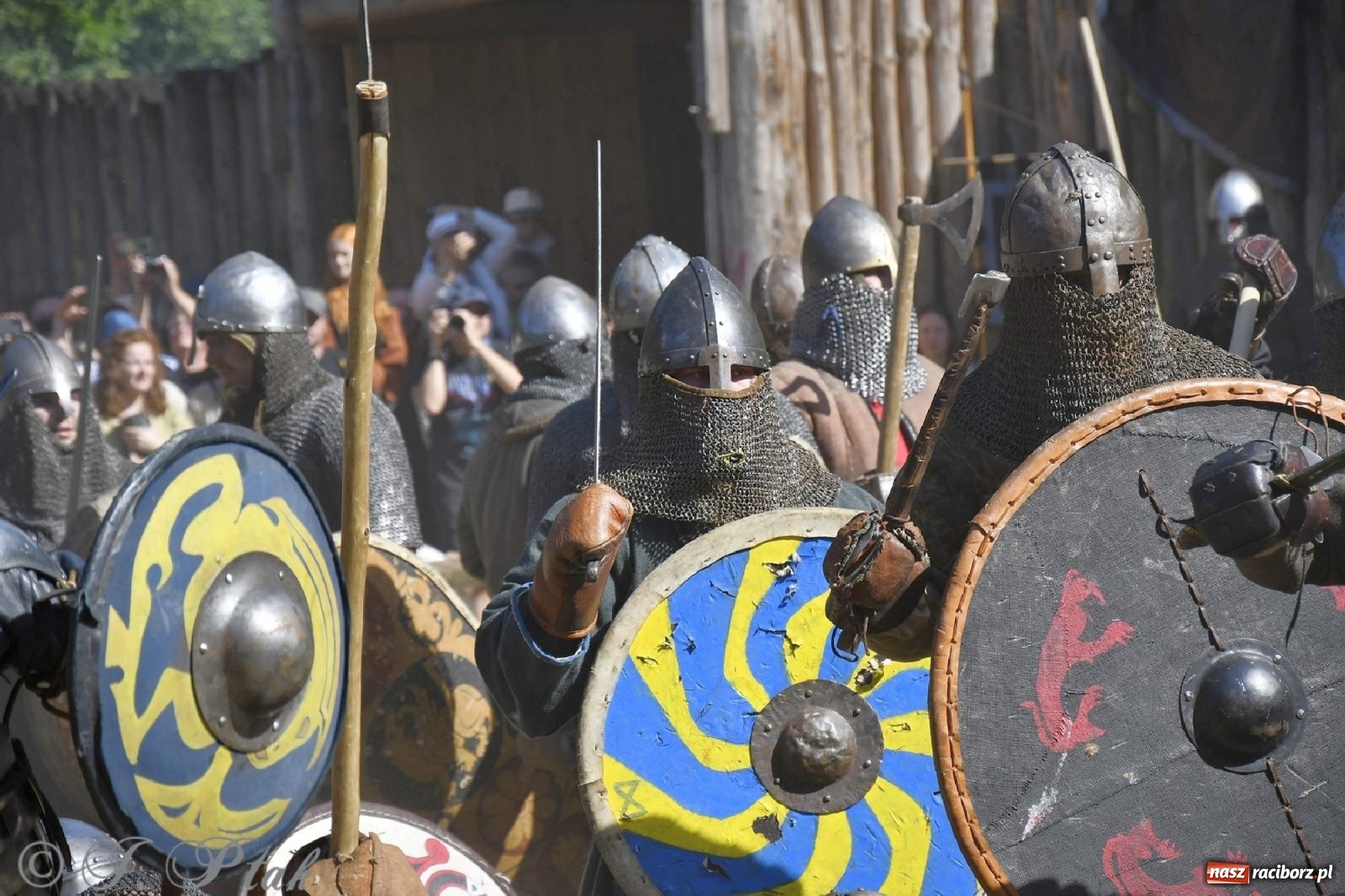 Zdjęcie w galerii na portalu naszraciborz.pl: Wielka bitwa wojów pod Oborą [FOTO i WIDEO] wiadomości z regionu