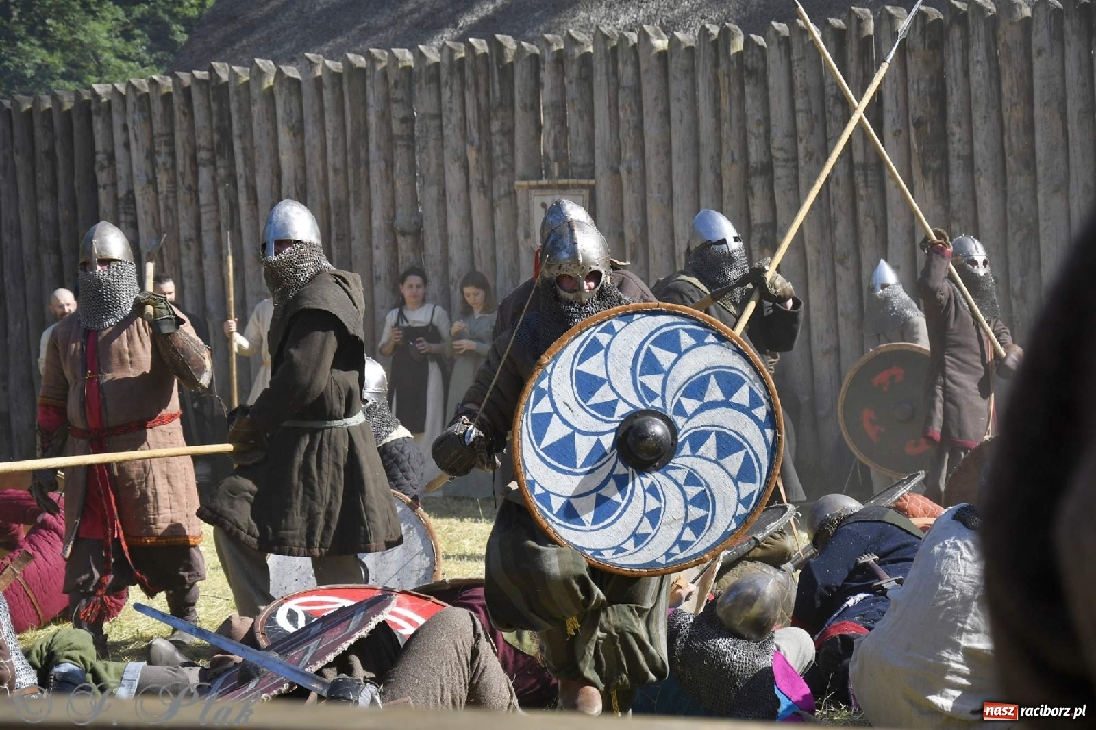 Zdjęcie w galerii na portalu naszraciborz.pl: Wielka bitwa wojów pod Oborą [FOTO i WIDEO] wiadomości z regionu