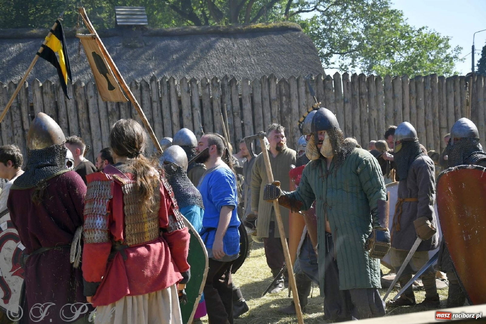 Zdjęcie w galerii na portalu naszraciborz.pl: Wielka bitwa wojów pod Oborą [FOTO i WIDEO] wiadomości z regionu
