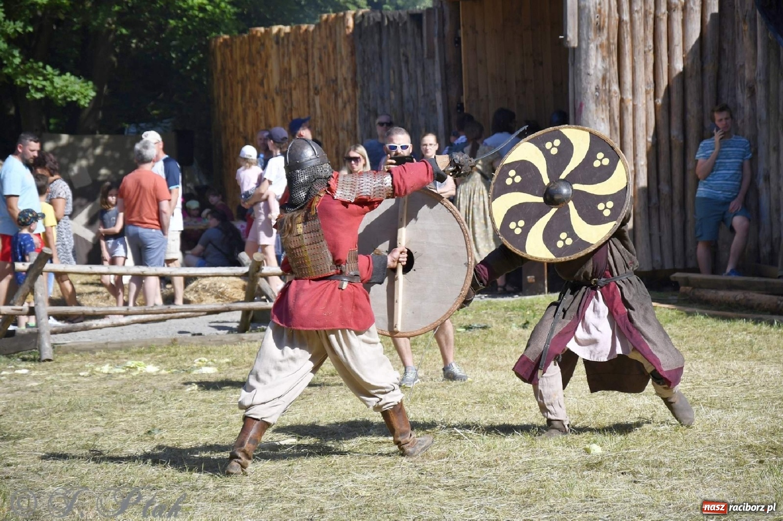 Zdjęcie w galerii na portalu naszraciborz.pl: Wielka bitwa wojów pod Oborą [FOTO i WIDEO] wiadomości z regionu