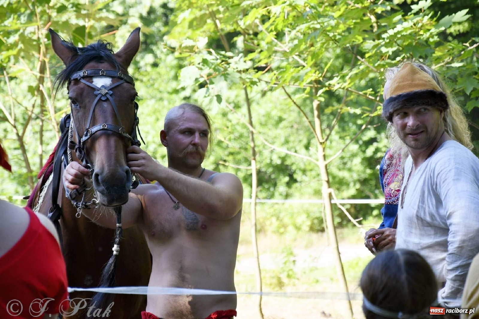 Zdjęcie w galerii na portalu naszraciborz.pl: Wielka bitwa wojów pod Oborą [FOTO i WIDEO] wiadomości z regionu