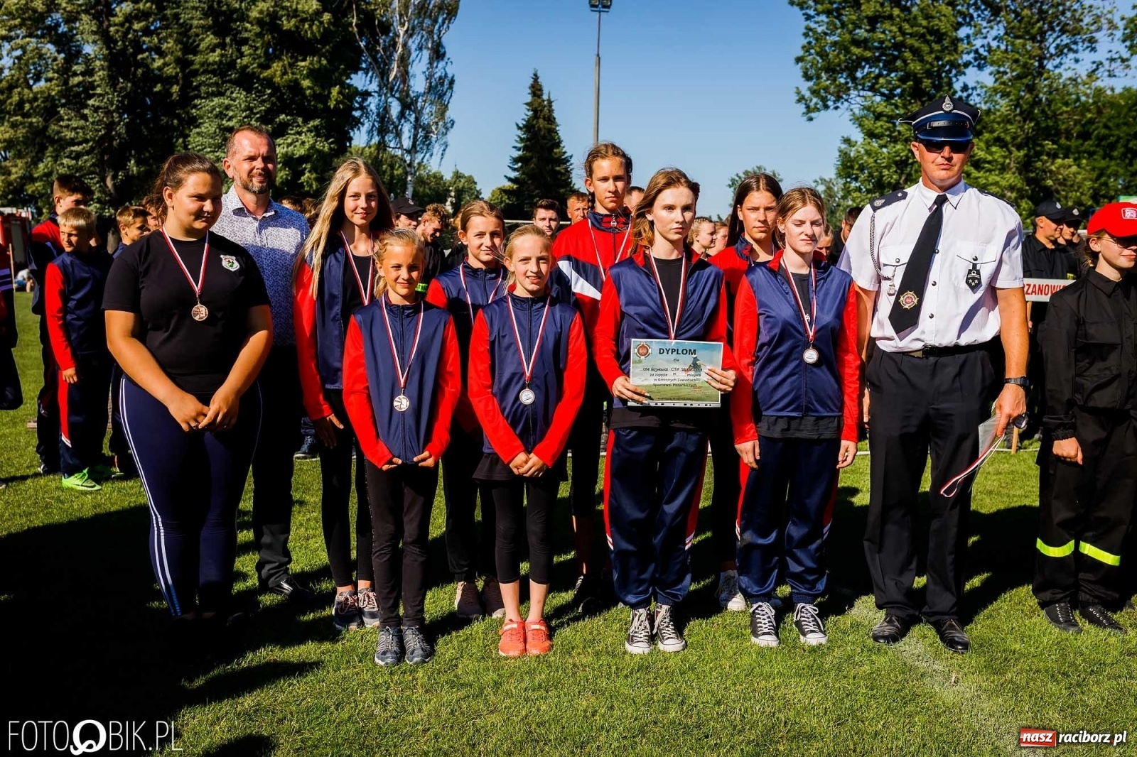 Zdjęcie w galerii na portalu naszraciborz.pl: Gminne zawody OSP. Trzy trofea dla Krzanowic, jedno dla Borucina [FOTO i WIDEO] wiadomości z regionu