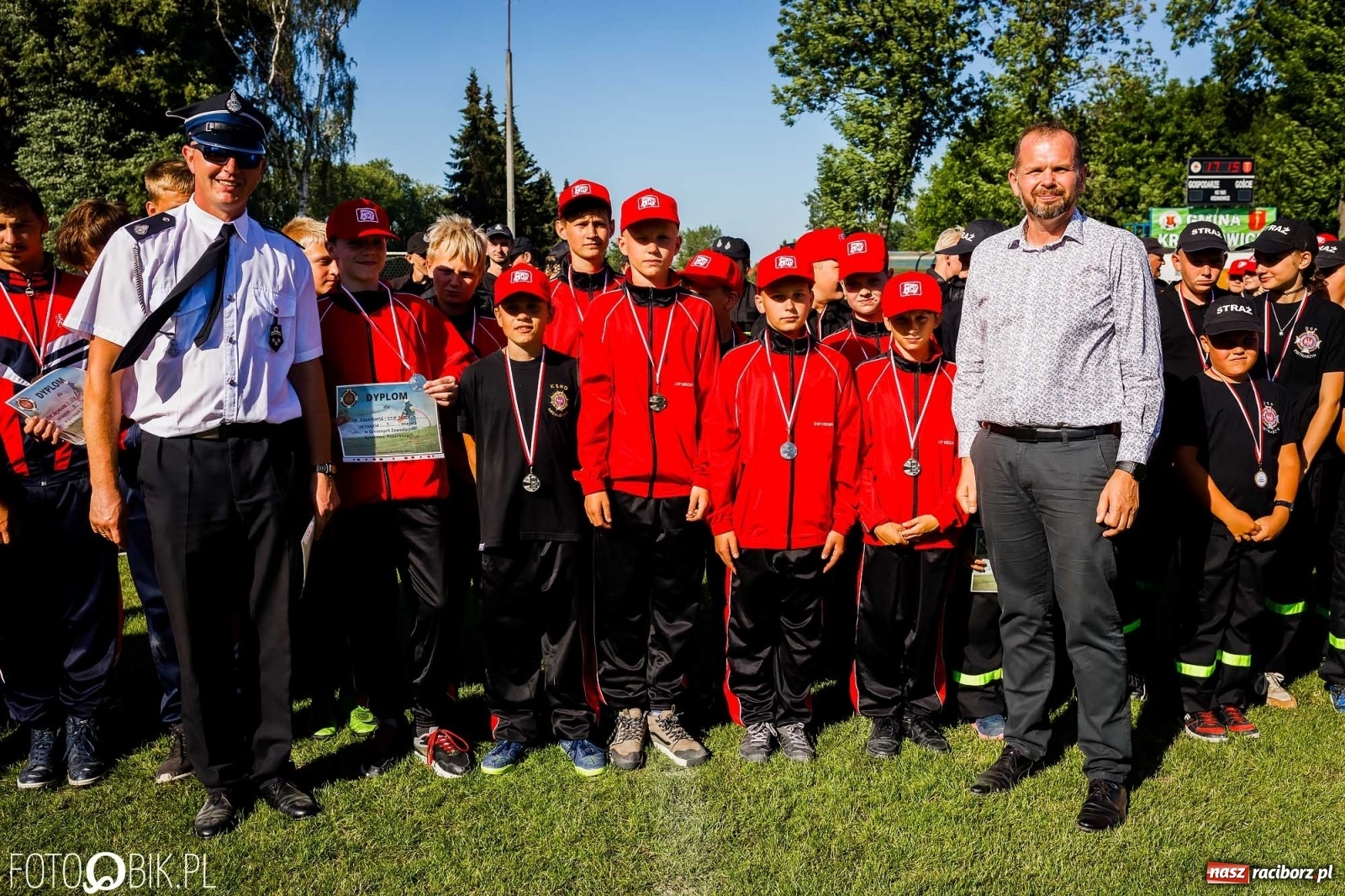 Zdjęcie w galerii na portalu naszraciborz.pl: Gminne zawody OSP. Trzy trofea dla Krzanowic, jedno dla Borucina [FOTO i WIDEO] wiadomości z regionu