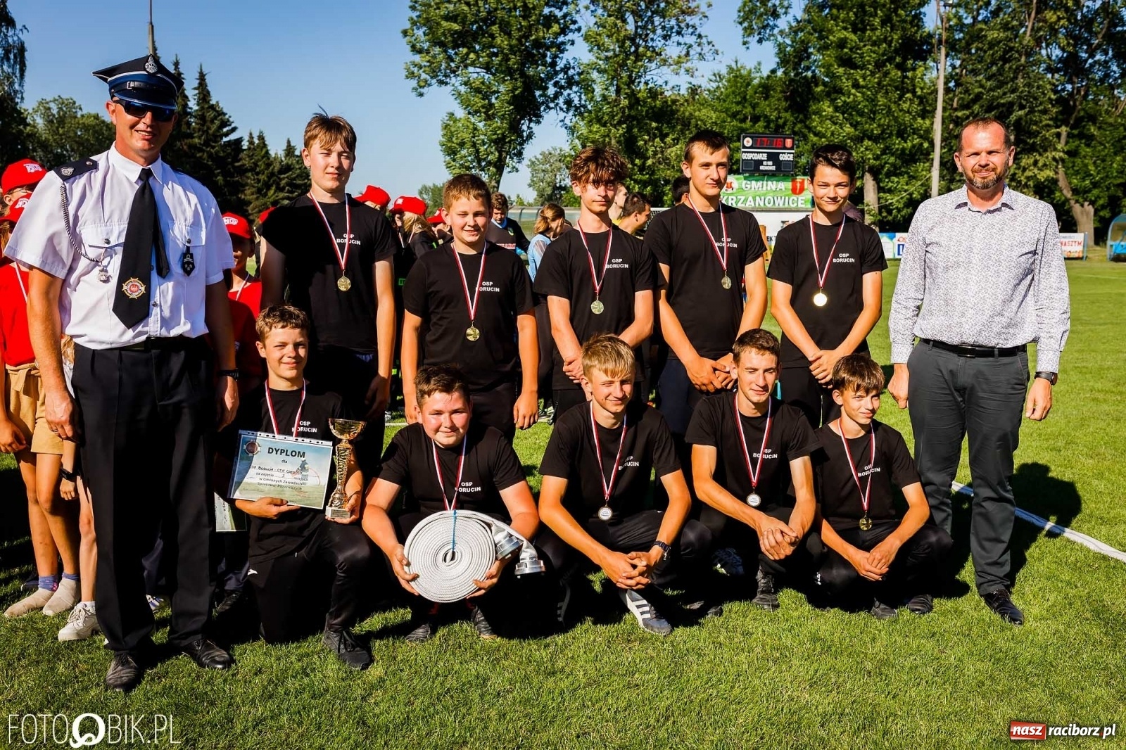Zdjęcie w galerii na portalu naszraciborz.pl: Gminne zawody OSP. Trzy trofea dla Krzanowic, jedno dla Borucina [FOTO i WIDEO] wiadomości z regionu