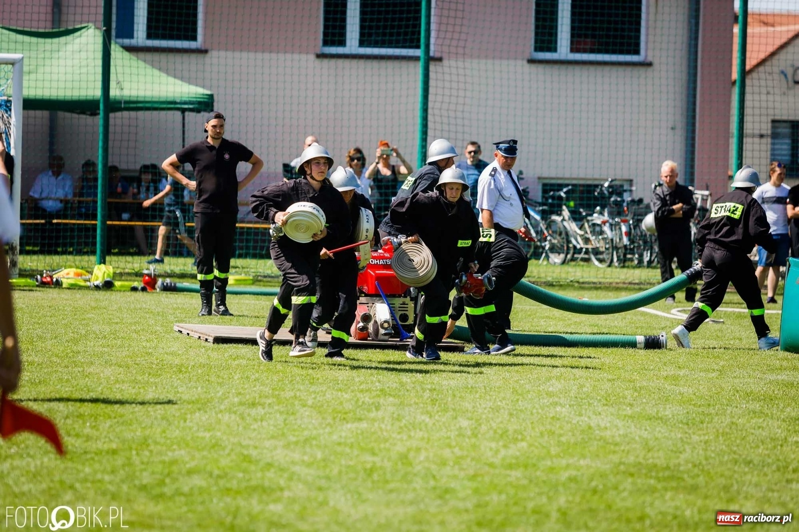 Zdjęcie w galerii na portalu naszraciborz.pl: Gminne zawody OSP. Trzy trofea dla Krzanowic, jedno dla Borucina [FOTO i WIDEO] wiadomości z regionu