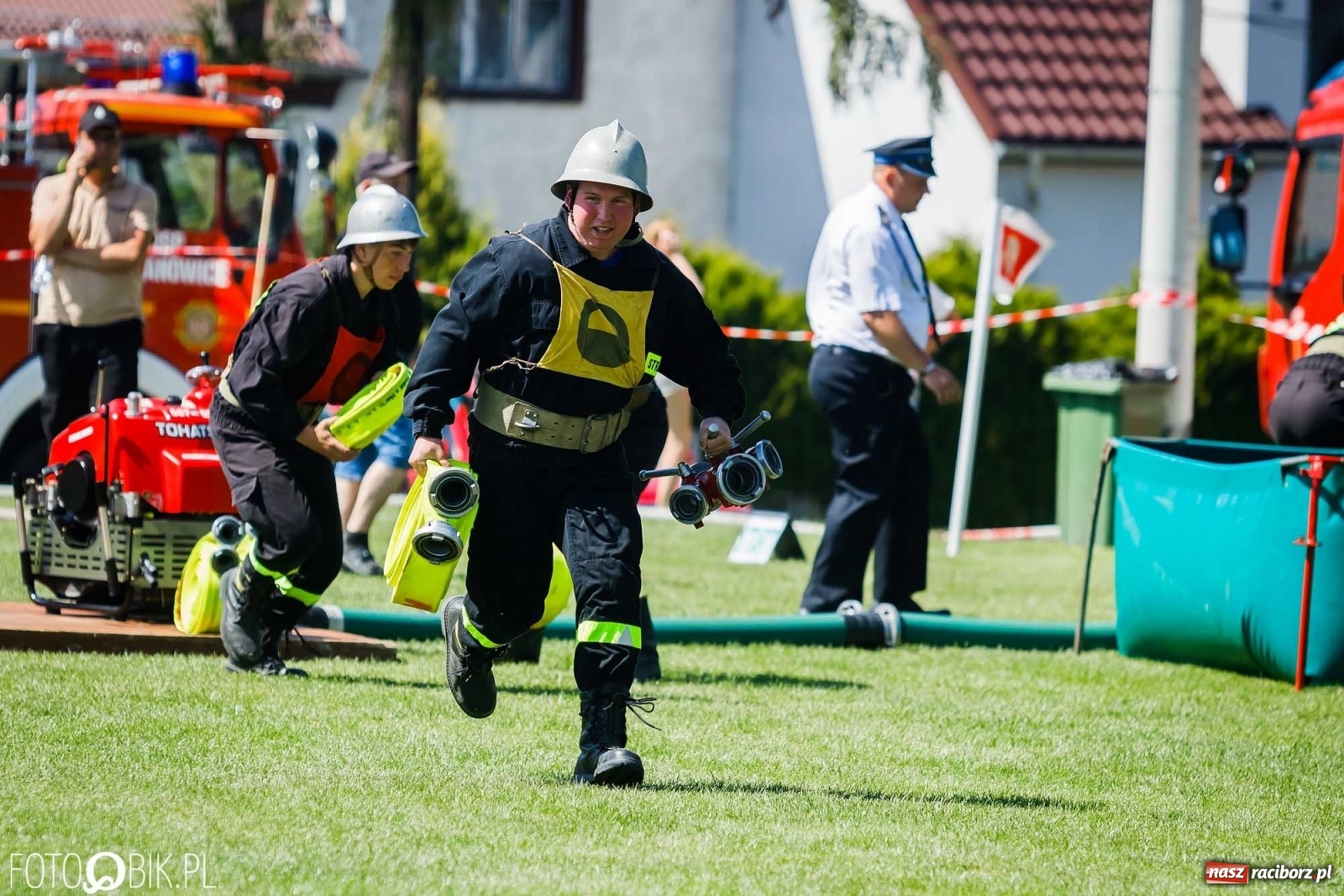 Zdjęcie w galerii na portalu naszraciborz.pl: Gminne zawody OSP. Trzy trofea dla Krzanowic, jedno dla Borucina [FOTO i WIDEO] wiadomości z regionu