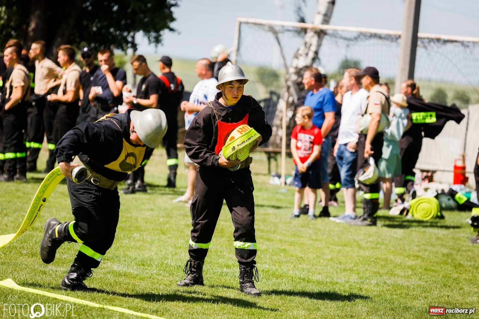 Zdjęcie w galerii na portalu naszraciborz.pl: Gminne zawody OSP. Trzy trofea dla Krzanowic, jedno dla Borucina [FOTO i WIDEO] wiadomości z regionu