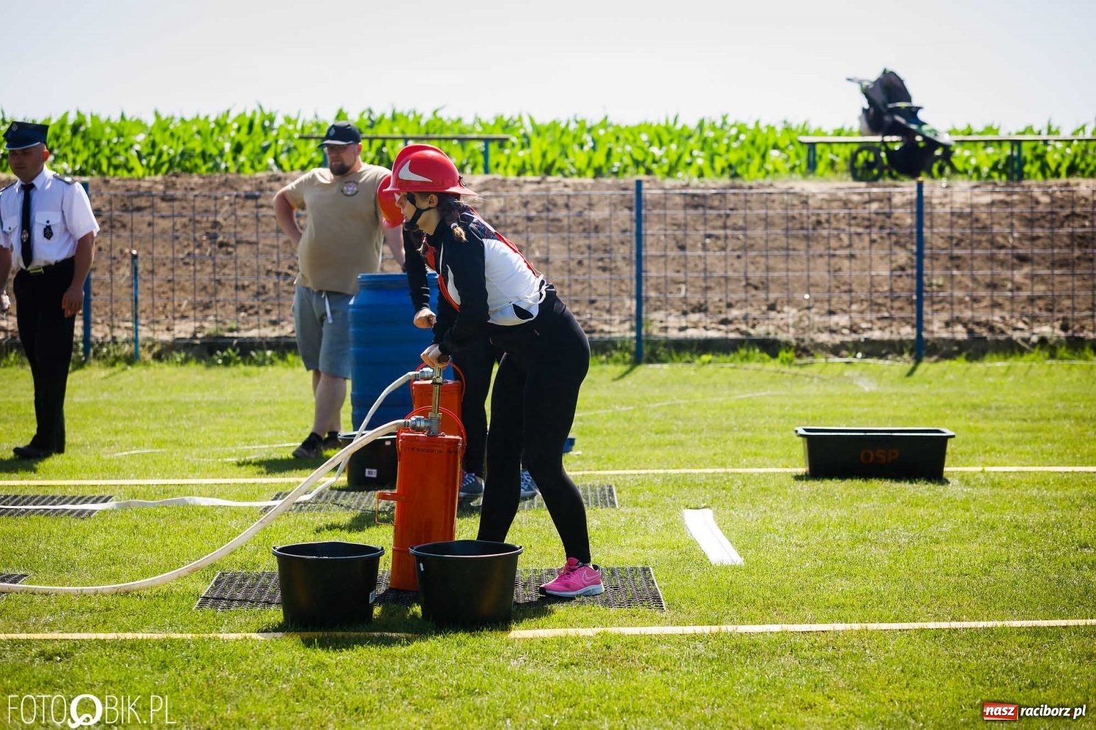 Zdjęcie w galerii na portalu naszraciborz.pl: Gminne zawody OSP. Trzy trofea dla Krzanowic, jedno dla Borucina [FOTO i WIDEO] wiadomości z regionu